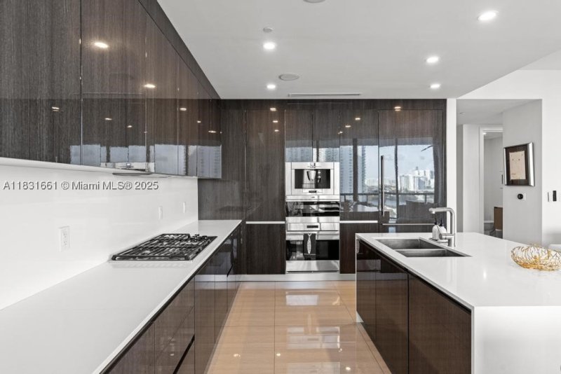 Comprar apartamento en Echo Aventura 904