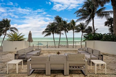 Alquiler de apartamento en Diplomat Residences 402