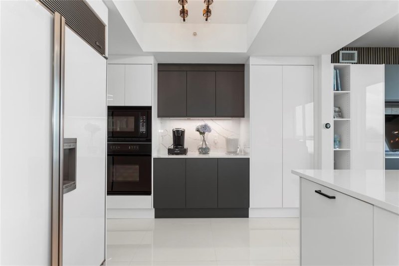 Alquiler de apartamento en Diplomat Residences 402