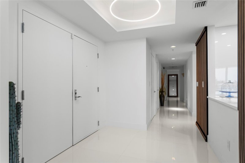 Alquiler de apartamento en Diplomat Residences 402