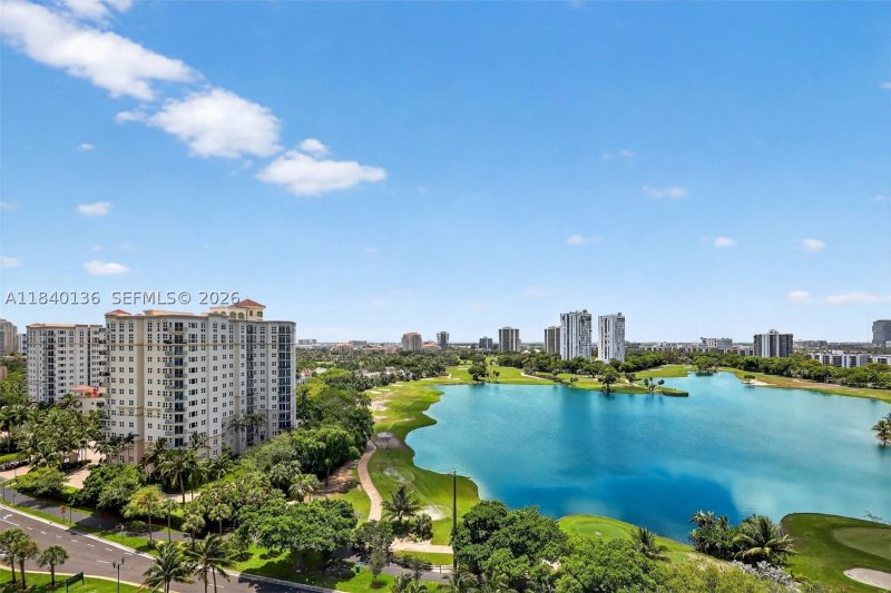 Comprar apartamento en The Landmark 1406