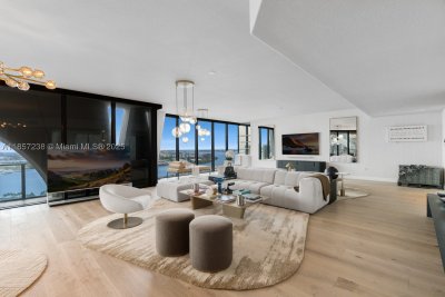 Comprar apartamento en One Thousand Museum 2402