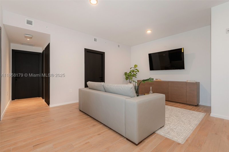 Aluguel de apartamento no The Elser Hotel and Residences 4417