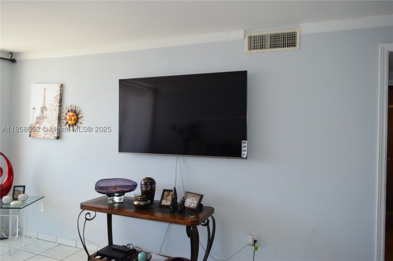 Condo for sale at Kennedy House 4C