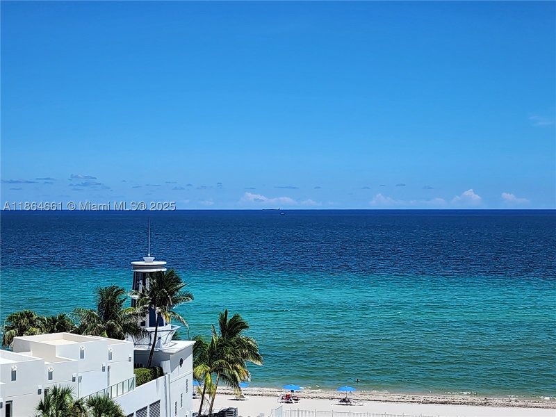 Apartment for rent at Alexander Towers 707
