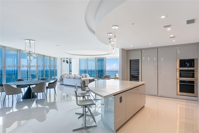 Alquiler de apartamento en Residences by Armani / Casa 4600