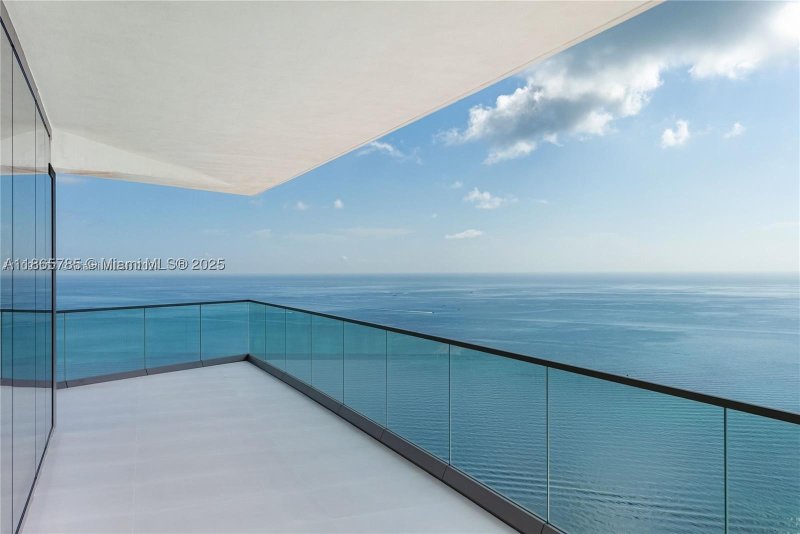 Alquiler de apartamento en Residences by Armani / Casa 4600