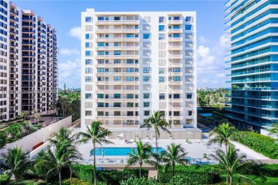 The Plaza Bal Harbour Apt #319