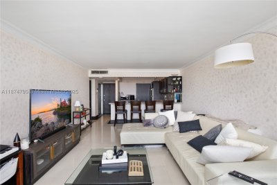 Comprar apartamento en Parker Dorado 1517