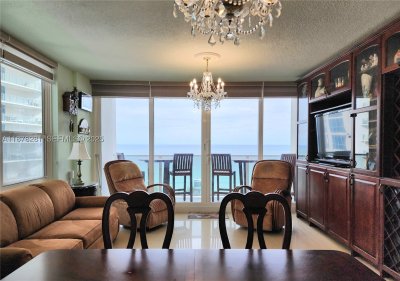 Aluguel de apartamento no Alexander Towers 1006