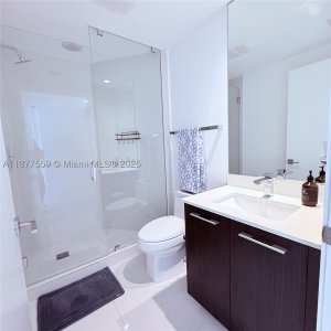 Alquiler de apartamento en Brickell Heights West 4003