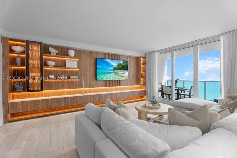 Comprar apartamento en Roney Palace 1523-24