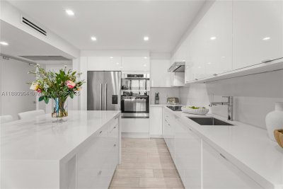 Comprar apartamento en Roney Palace 1523-24
