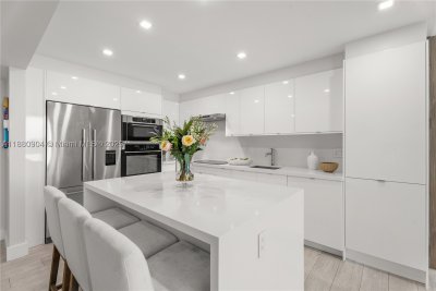 Comprar apartamento en Roney Palace 1523-24