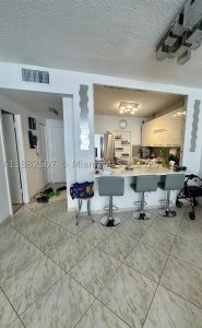 Comprar apartamento no Imperial Towers PH-6