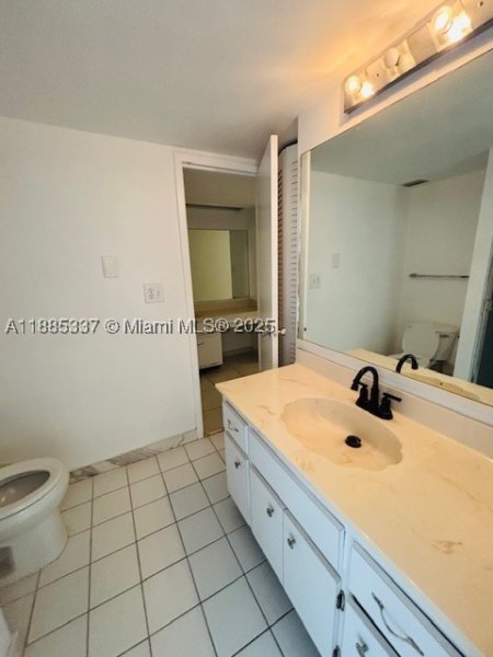Condo for sale at Arlen Beach 709