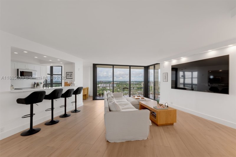 Condo for sale at Towers of Quayside 4 2211