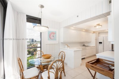 Comprar apartamento no 2000 Williams Island 1002