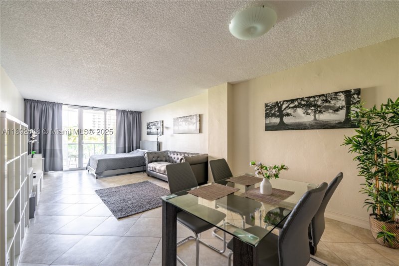 Condo for sale at Ocean Reserve 407