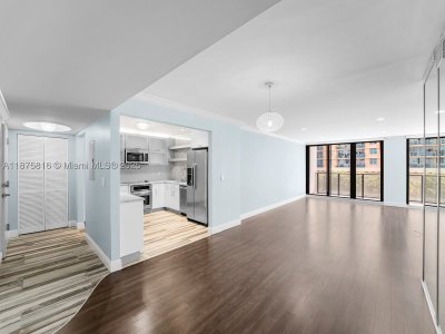 Comprar apartamento en Catania at Quadomain 307