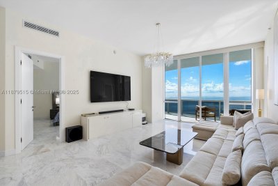 Aluguel de apartamento no Trump Tower One 3507