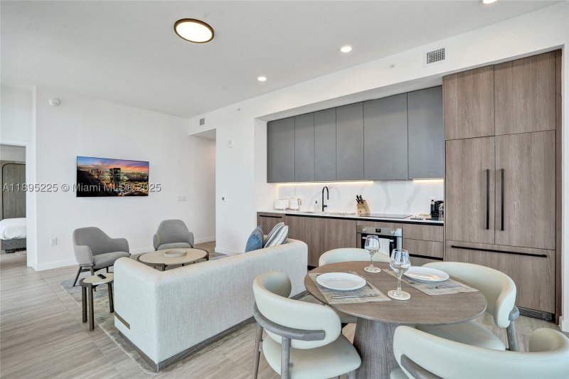 Comprar apartamento en 72 Park Miami Beach 2102