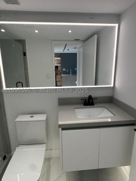 Apartment for rent at Madison Miami E-901