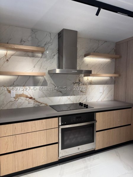 Apartment for rent at Madison Miami E-901