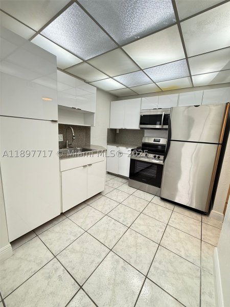 Condo for sale at Sailboat Cay 811