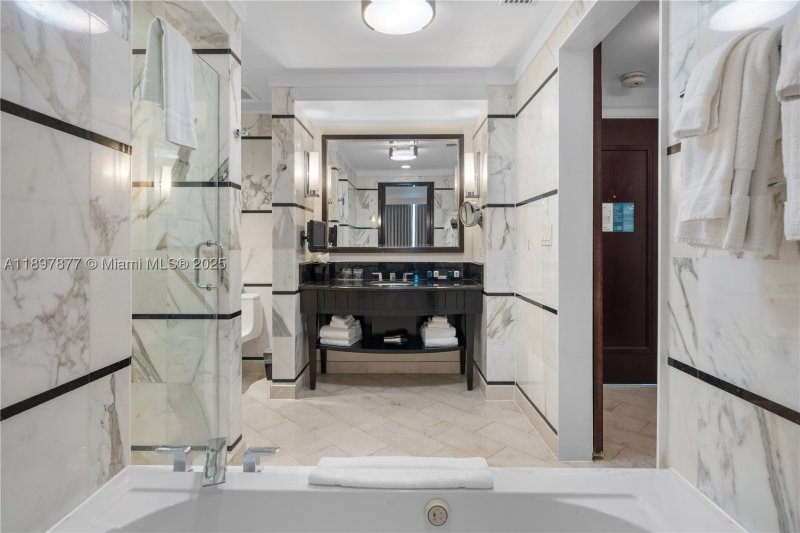 Comprar apartamento en Fontainebleau III 1403