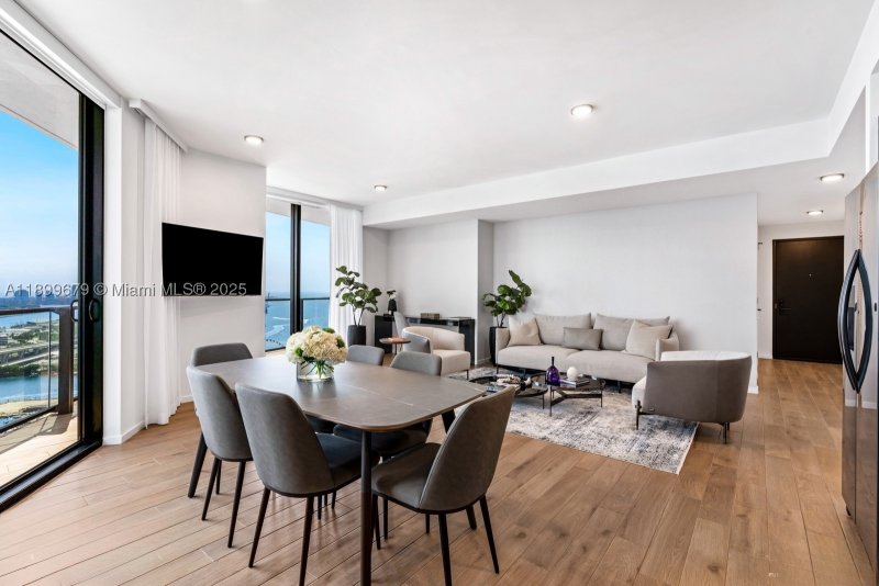 Aluguel de apartamento no The Elser Hotel and Residences 4409