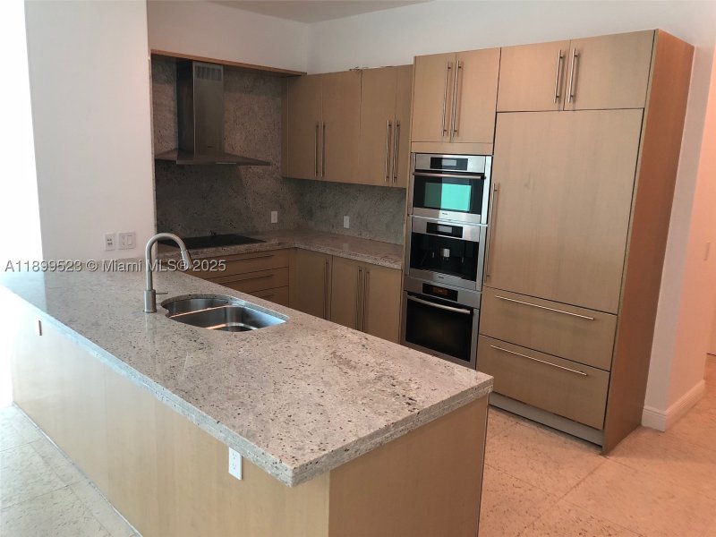 Condo for sale at Asia on Brickell 2205