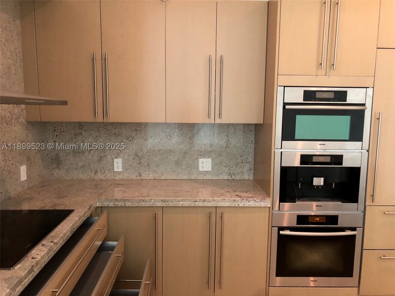 Condo for sale at Asia on Brickell 2205