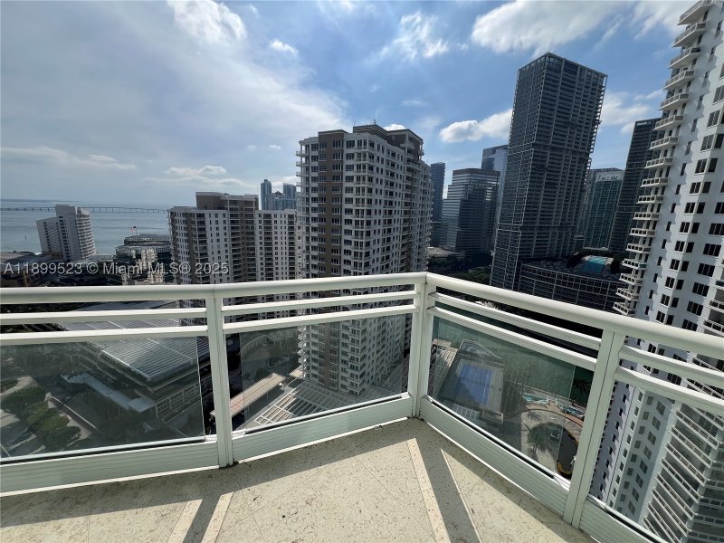 Condo for sale at Asia on Brickell 2205