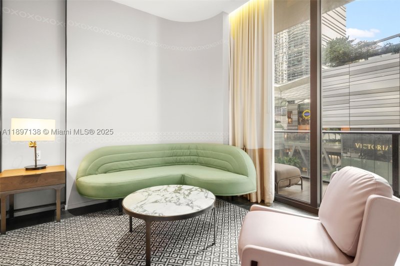 Comprar apartamento en SLS Lux Brickell 402