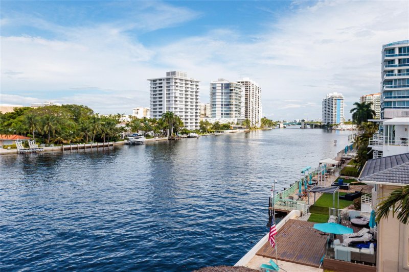 Condo for sale at La Cascade 301