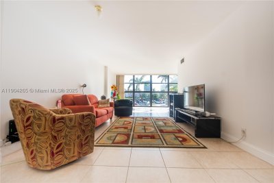200 Leslie Apt #214