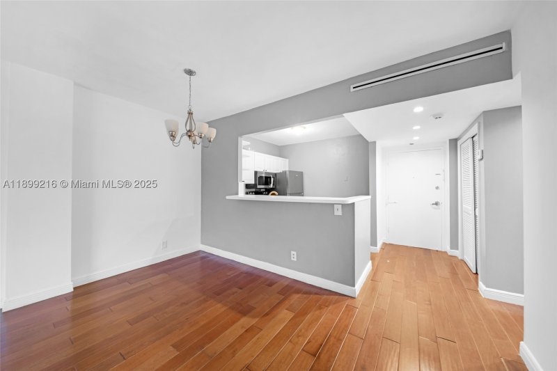 Condo for sale at Island Place At North Bay 3K