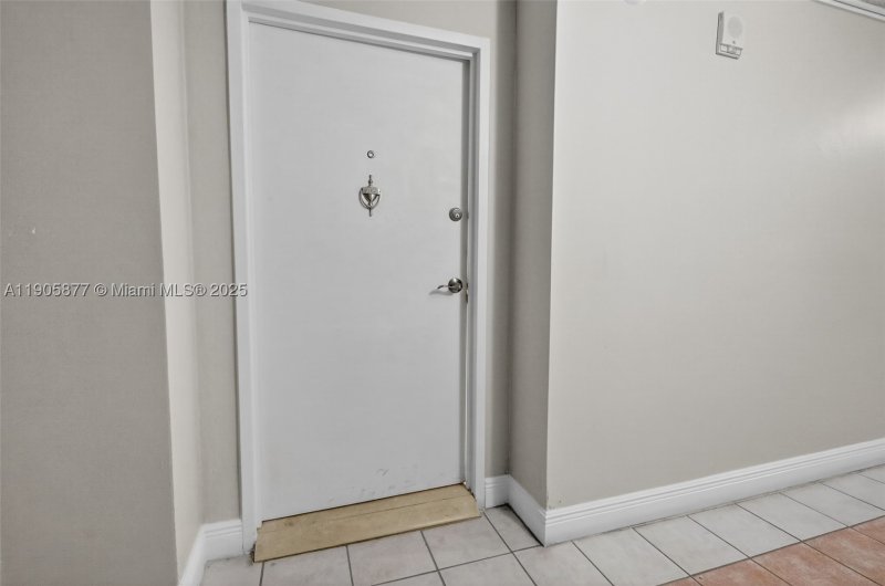 Condo for sale at Burleigh House 705
