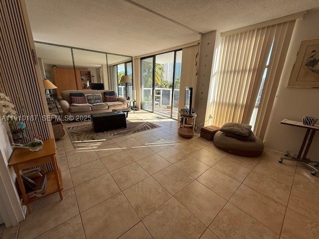 Condo for sale at El Dorado 304
