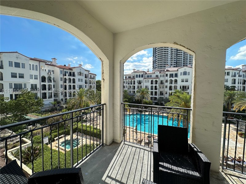 Comprar apartamento en Mediterranean Village B-303