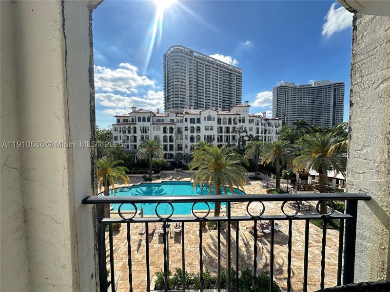 Comprar apartamento en Mediterranean Village B-303