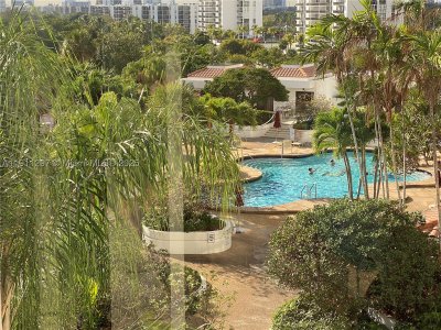 Comprar apartamento no Hamptons West 511