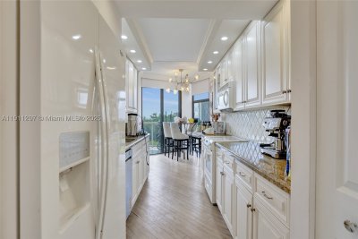 Comprar apartamento no Hamptons West 511