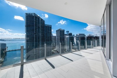 Comprar apartamento no Aston Martin Residences 3506W