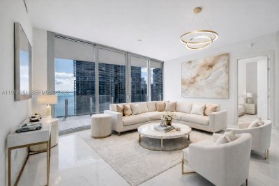 Comprar apartamento no Aston Martin Residences 3506W