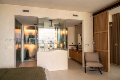 Comprar apartamento no Ten Museum Park 2905