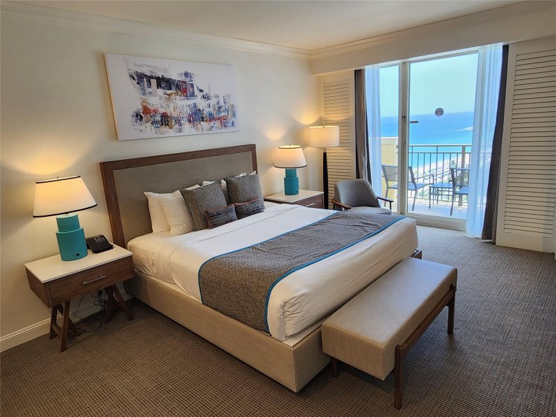 Condo for sale at The Atlantic Hotel 1116