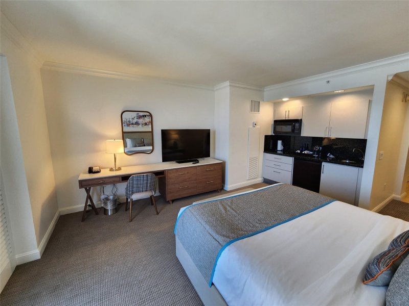 Condo for sale at The Atlantic Hotel 1116