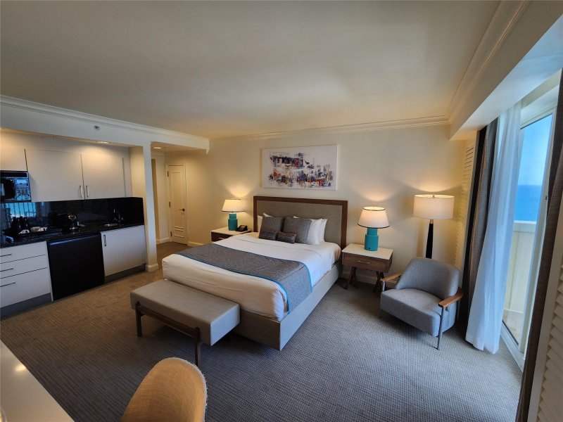 Condo for sale at The Atlantic Hotel 1116